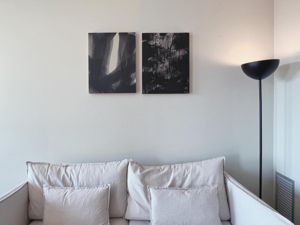 Stay U-Nique Apartments Sants II บาร์เซโลนา ภายนอก รูปภาพ